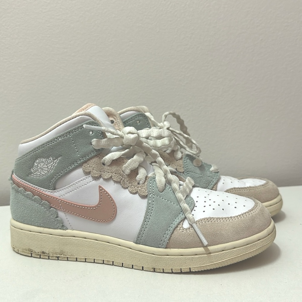 Jordan 1 MID Se Pink Oxford 5Y